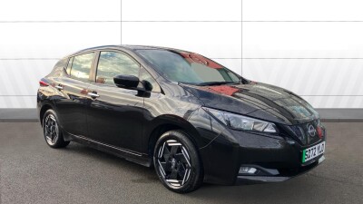 2022 Nissan LEAF 110kW Acenta 39kWh 5dr Auto Electric Hatchback 19,408 mi photo